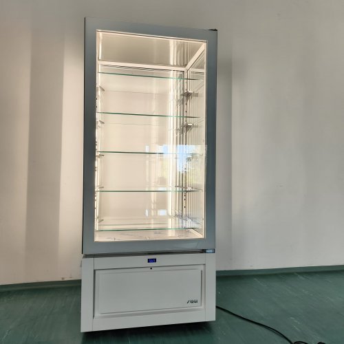 SAGI LUXOR FEHÉR KP8V Süteményes hűtő +2 / +10 °C